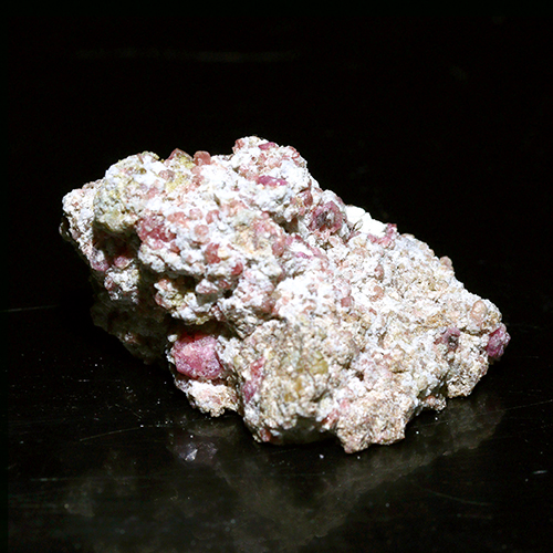 〔D132-16〕ピンクガーネット　メキシコ産  Pink Garnet 鉱物 原石 標本【メール便不可】
