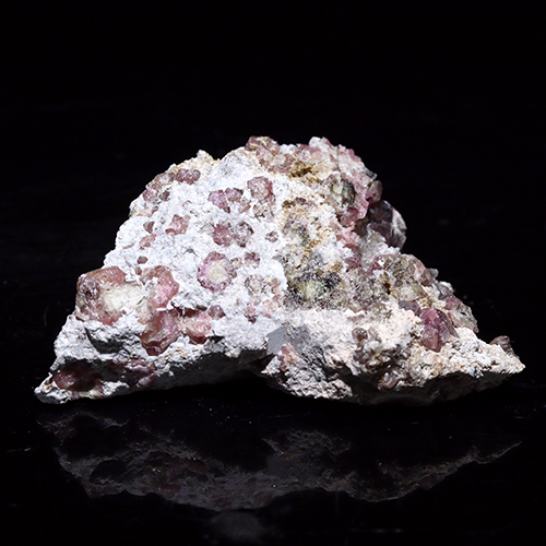 〔D132-7〕ピンクガーネット　メキシコ産  Pink Garnet 鉱物 原石 標本【メール便不可】