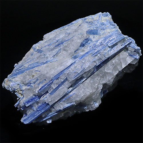 〔D138-5〕カイヤナイト ブラジル ミナスジェライス州 アラスアイ kyanite 原石 鉱物 結晶 台付【メール便不可】