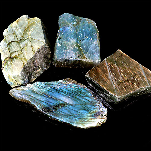 〔D429-2〕ラブラドライト1個 マグネット Labradorite マダガスカル産 原石【ランダム発送】
