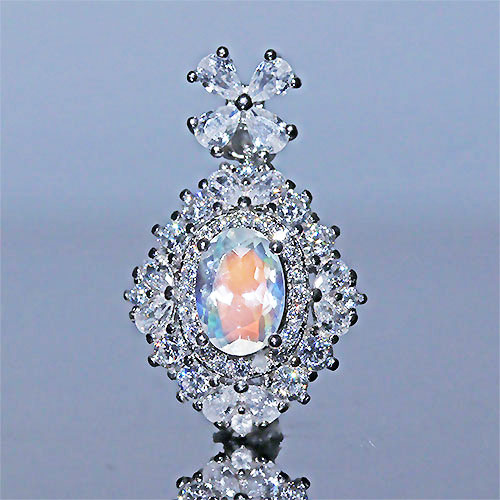 〔J360-2〕マダガスカル産 レインボームーンストーン ペンダント Rainbow moonstone