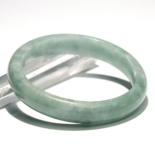 〔K1937-1〕お買得 ミャンマー産 翡翠 ジェダイド バングル ブレスレット【FOREST 天然石 パワーストーン】