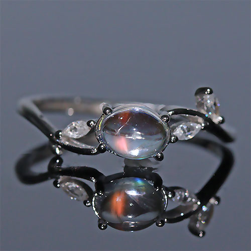 〔R443-6〕マダガスカル産 レインボームーンストーン リング 指輪 サイズフリー Rainbow moonstone