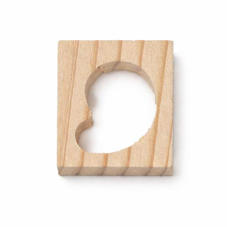 〔D1-12〕勾玉くり抜き6種類 約19x16mm【FOREST 天然石 パワーストーン】