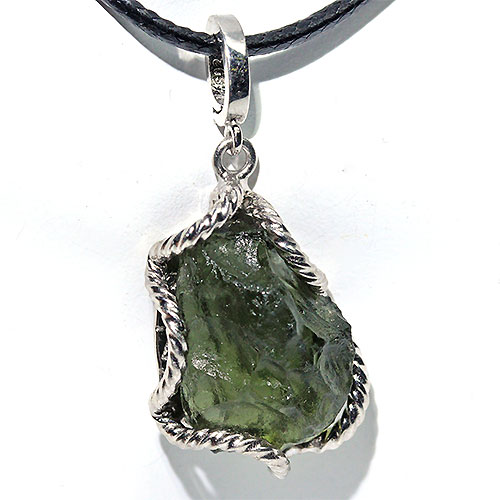 〔J361-3〕チェコ産 天然モルダバイト sv925 ペンダントトップ Moldavite モルダウ石