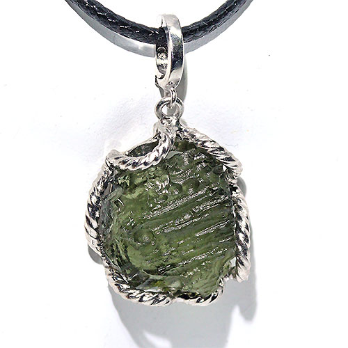 〔J361-4〕チェコ産 天然モルダバイト sv925 ペンダントトップ Moldavite モルダウ石
