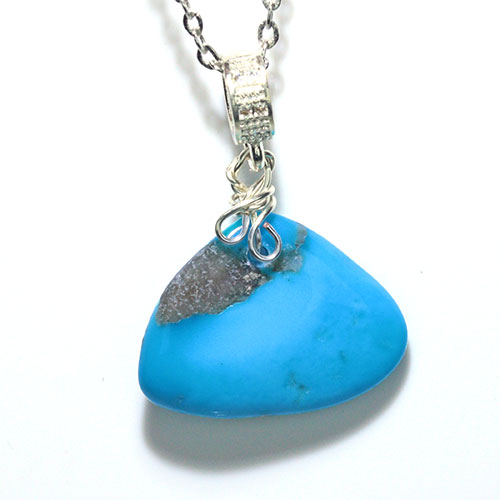 〔J365-8〕アリゾナ スリーピングビューティーターコイズ ペンダント Sleeping Beauty Turquoise