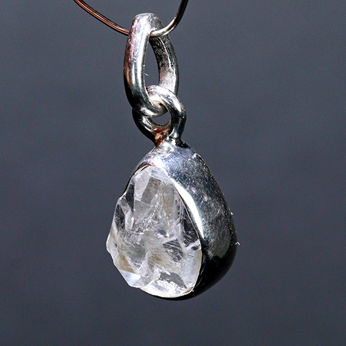 〔J369-2〕ニューヨーク州 ハーキマーダイヤモンド ペンダントトップ SV925 Herkimer diamond ギャランティーカード付