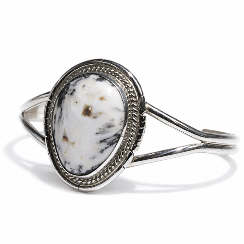 〔K2103〕ネイティブアメリカン ホワイトバッファロー SV925バングル ブレスレット ナバホハンドメイド【カード付】