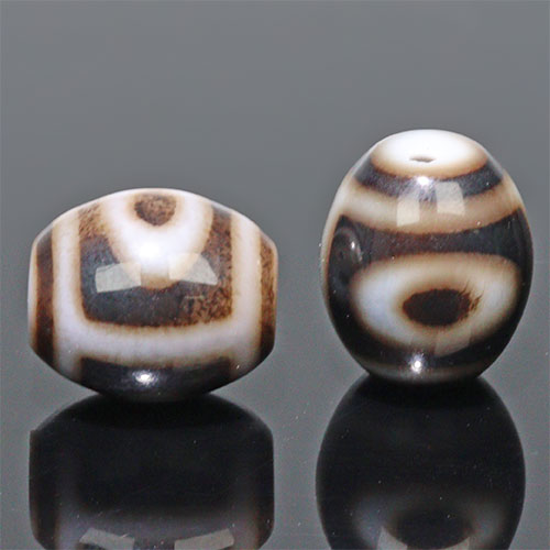 〔Z68-3〕【 天珠】約14x12mm 二眼天珠 守り 開運 風水 【ランダム発送】【FOREST 天然石 パワーストーン】