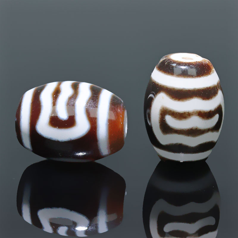 〔Z69-3〕【 天珠】約18x13mm 大鵬鳥天珠 守り 開運 風水 【ランダム発送】【FOREST 天然石 パワーストーン】