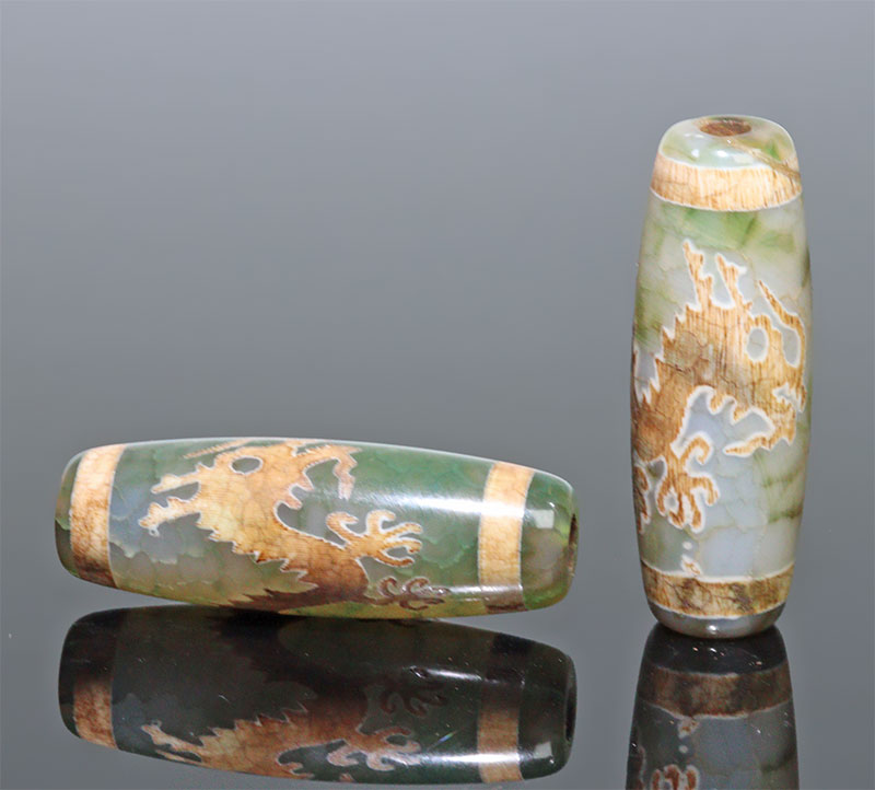 〔Z93-9〕【天珠】2個入り 約30x10mm 龍神天珠 天珠 守り 開運 風水 【ランダム発送】